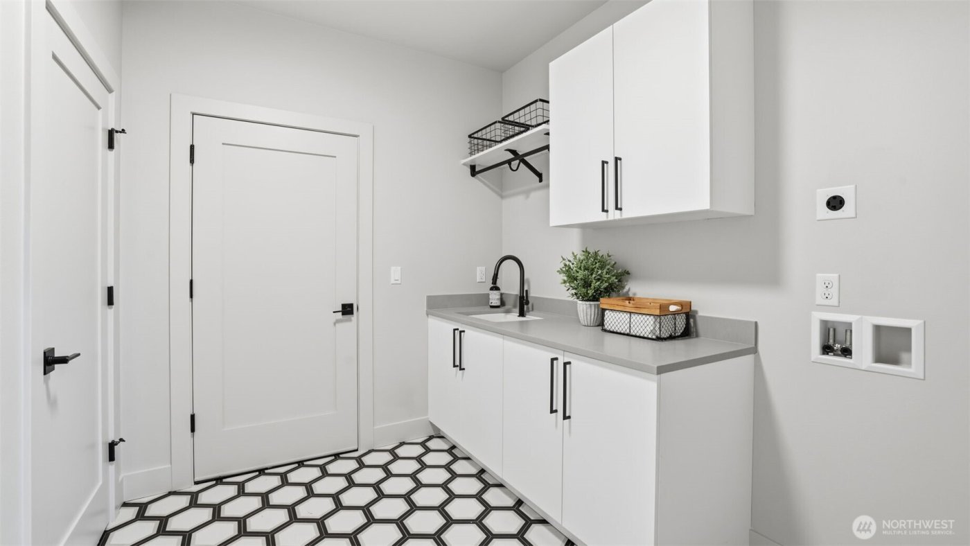 1015 N 35th Street , Renton, WA 98056