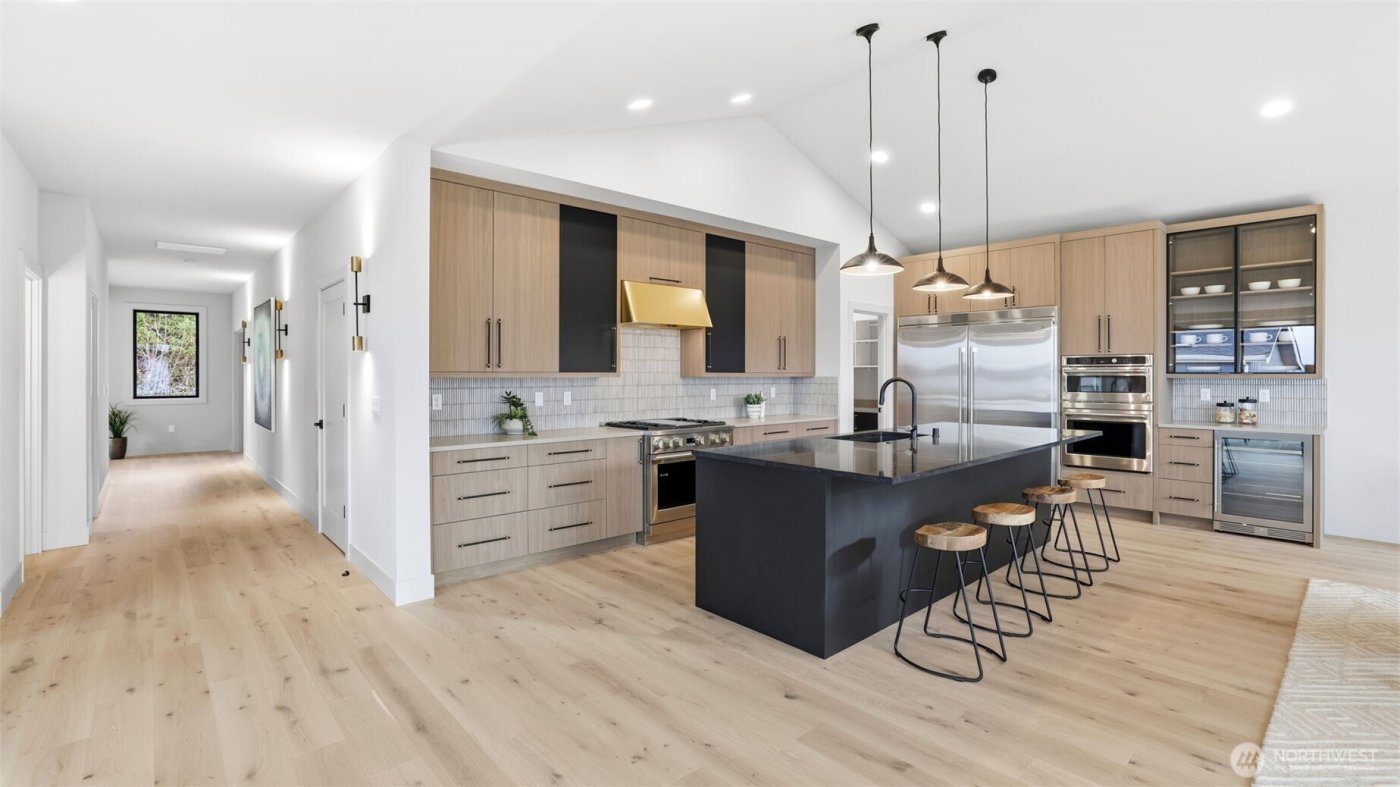 1015 N 35th Street , Renton, WA 98056