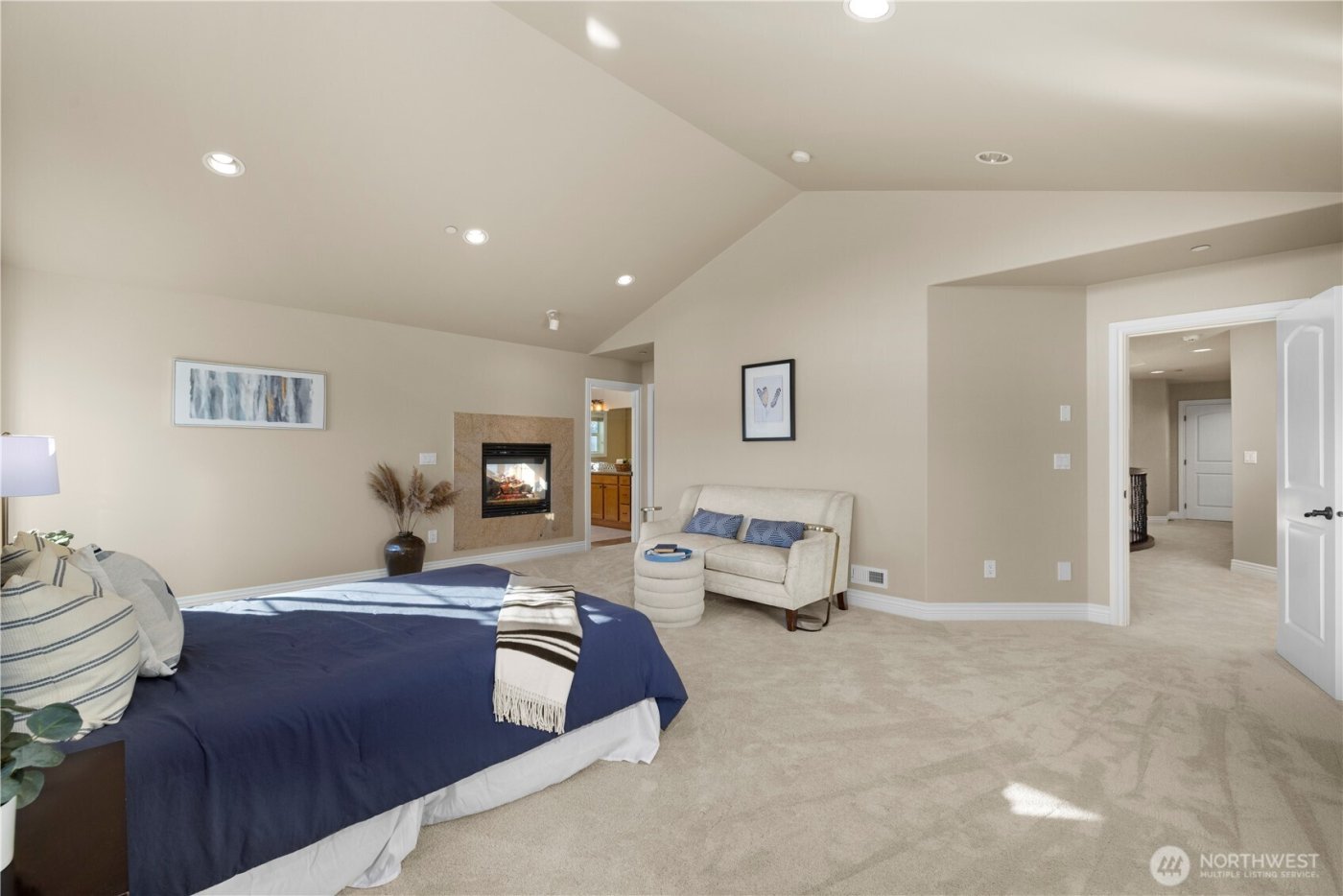 16449 SE 264th Street , Covington, WA 98042-8388