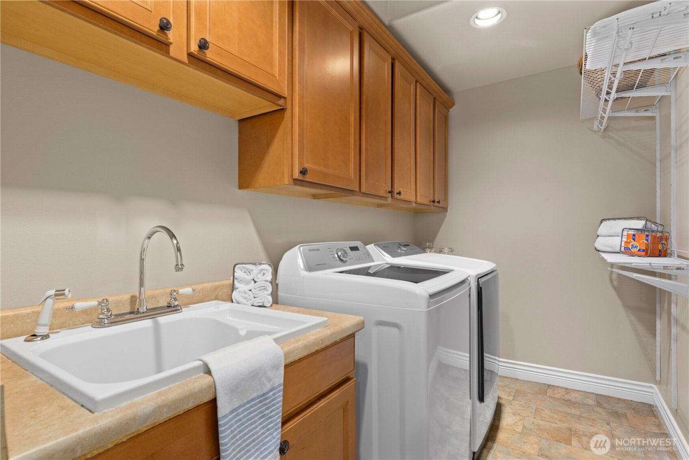 16449 SE 264th Street , Covington, WA 98042-8388