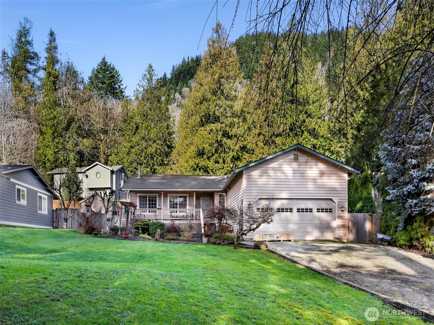 793 Summerset Way , Sedro Woolley, WA 98284