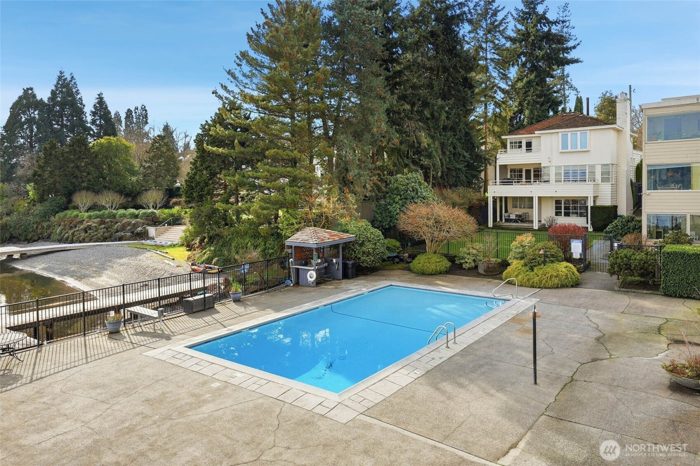 1600 43rd Avenue E #209, Seattle, WA 98112