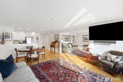 1600 43rd Avenue E #209, Seattle, WA 98112 - Photo 6