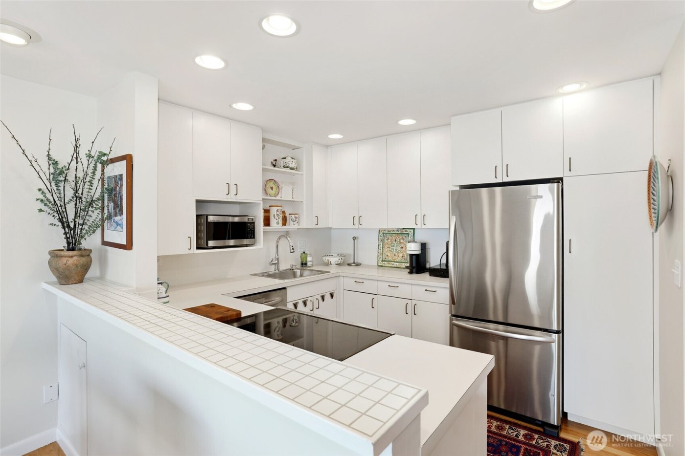 1600 43rd Avenue E #209, Seattle, WA 98112