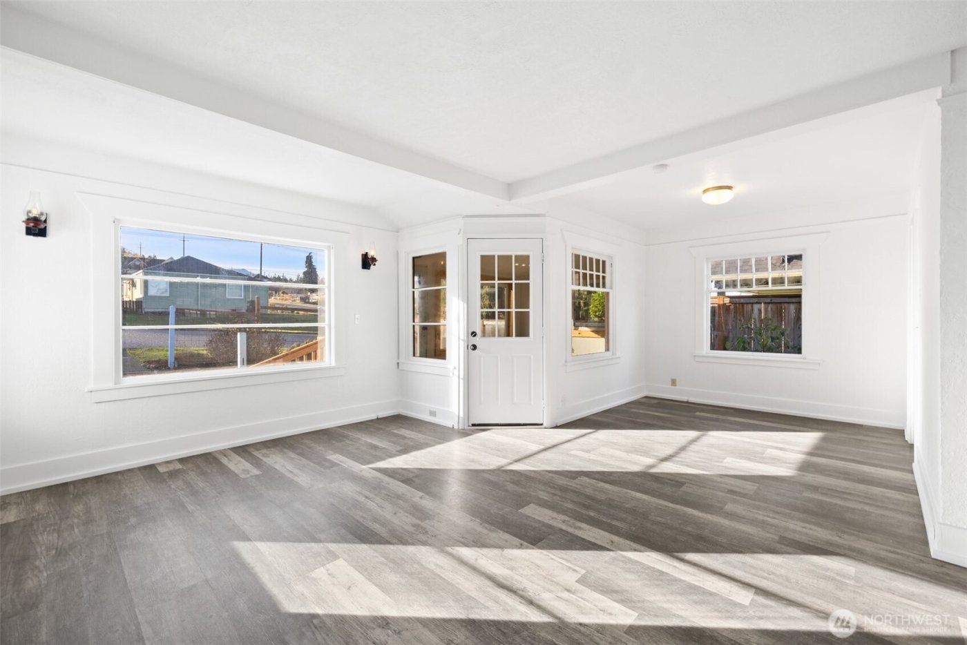 1107 E 6th Street , Port Angeles, WA 98362