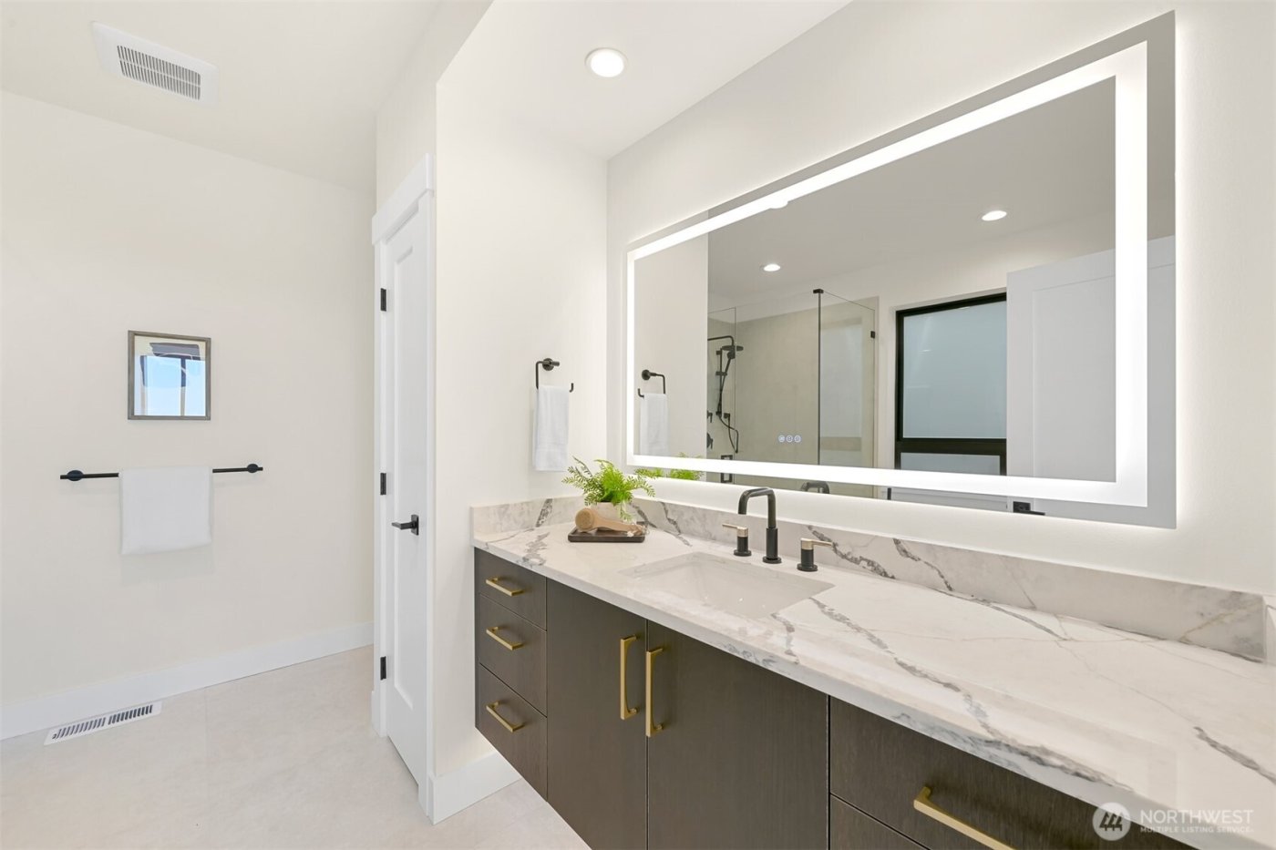 3155 Chandler Parkway , Bellingham, WA 98226