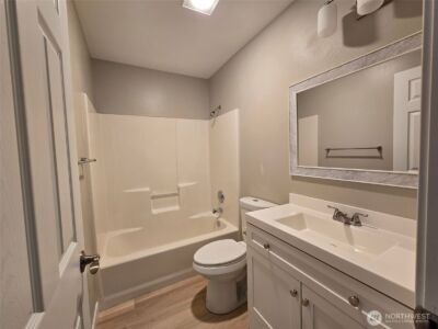 12432 SE 272 Place #B202, Kent, WA 98030 - Photo 14