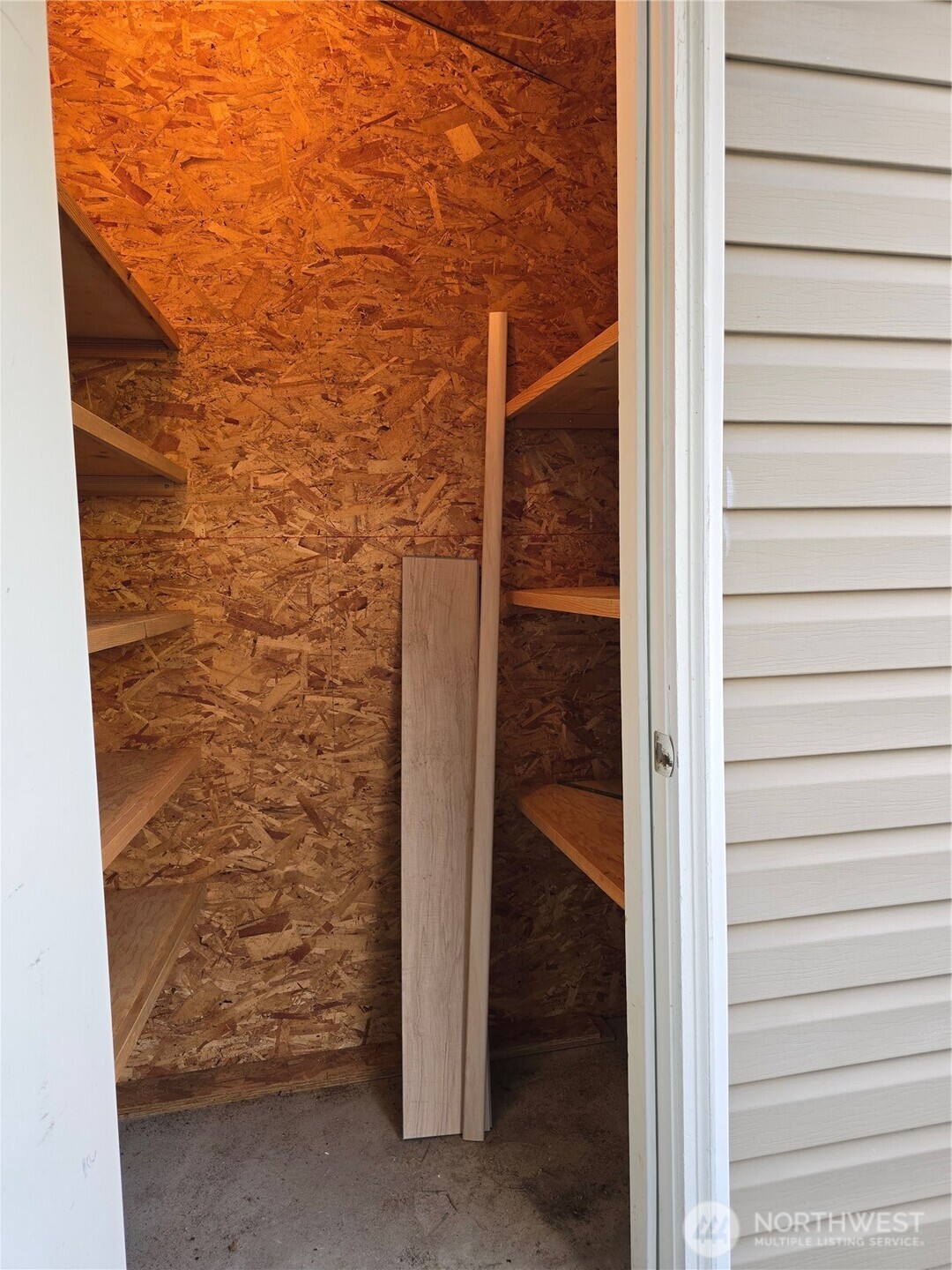 12432 SE 272 Place #B202, Kent, WA 98030