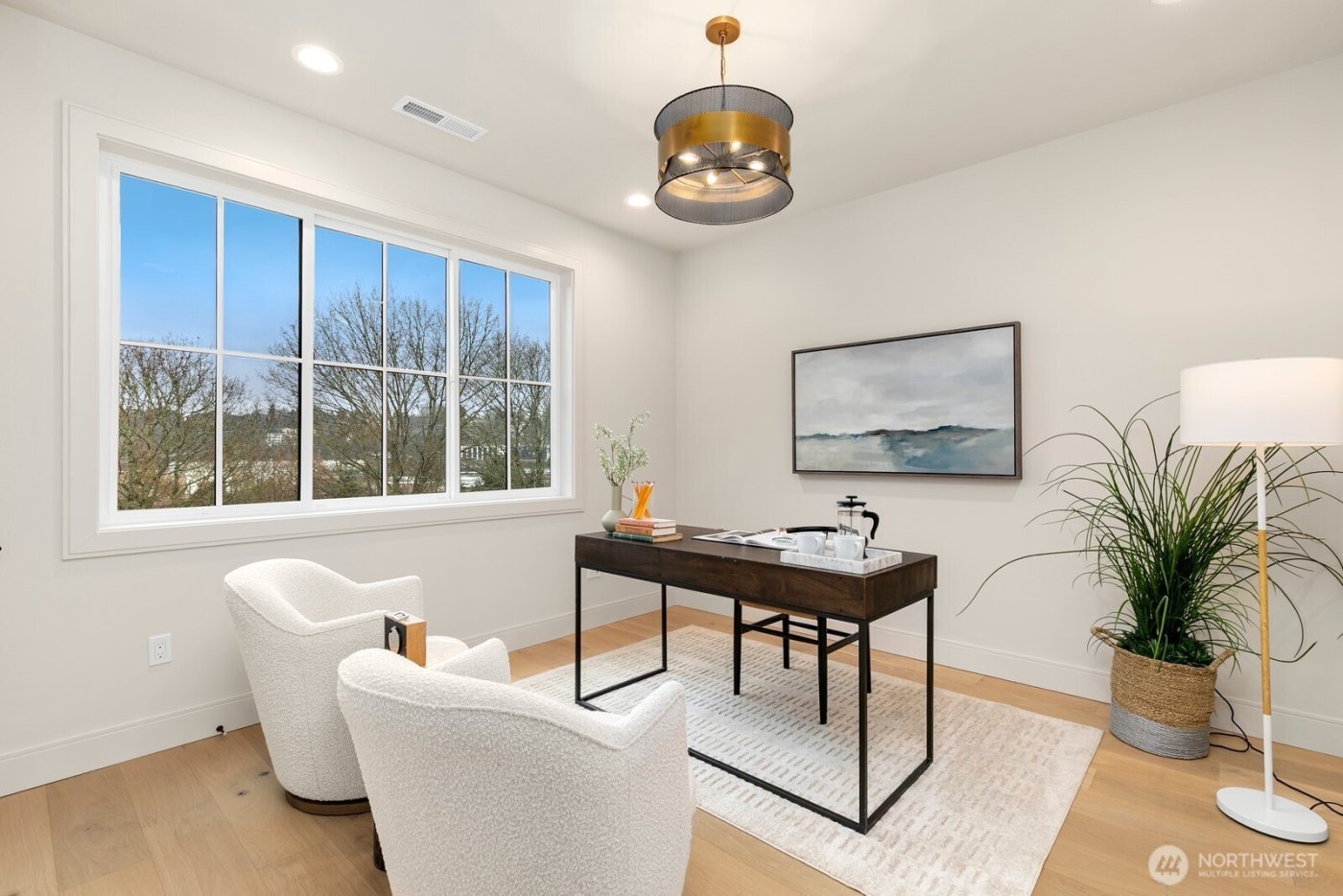 3032 NE Blakeley Street , Seattle, WA 98105