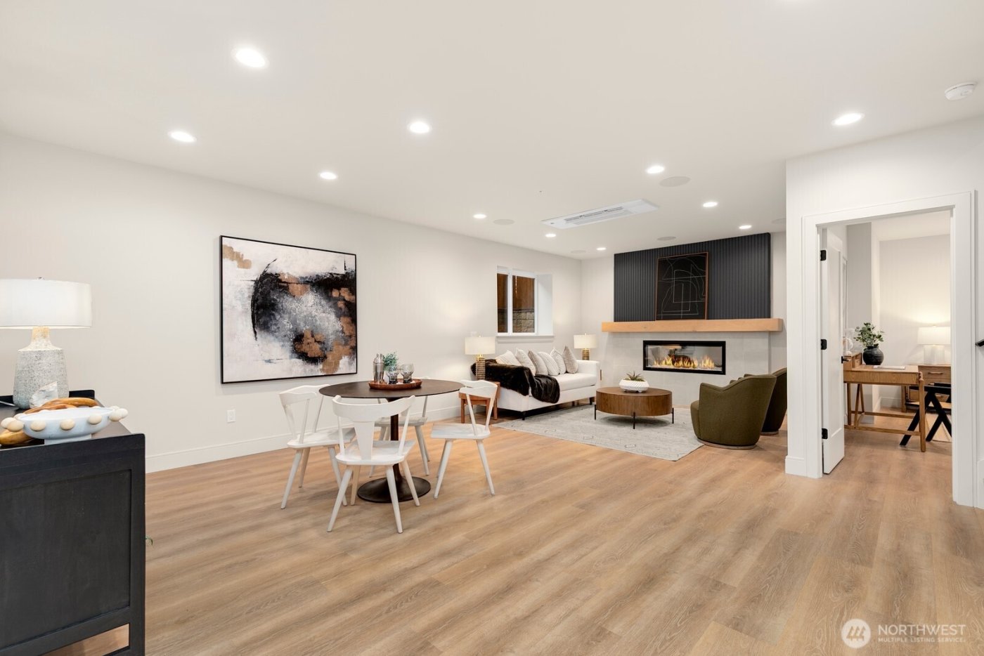 3032 NE Blakeley Street , Seattle, WA 98105