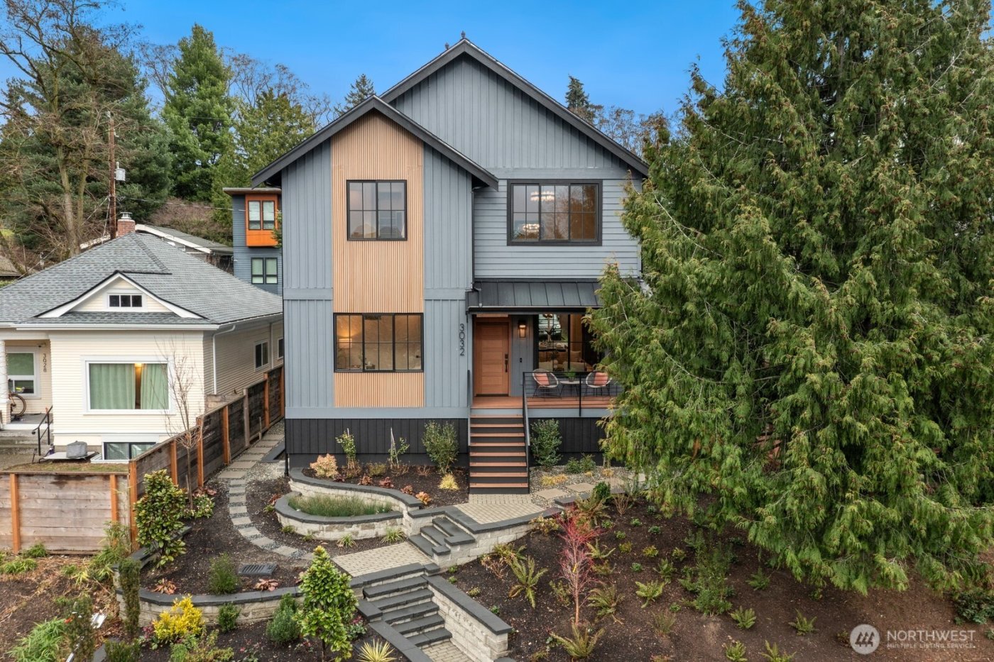 3032 NE Blakeley Street , Seattle, WA 98105