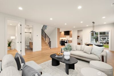 3032 NE Blakeley Street , Seattle, WA 98105 - Photo 5