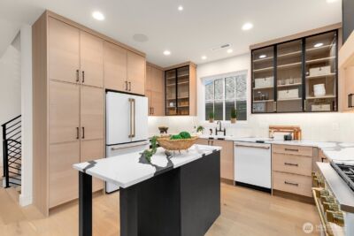 3032 NE Blakeley Street , Seattle, WA 98105 - Photo 7