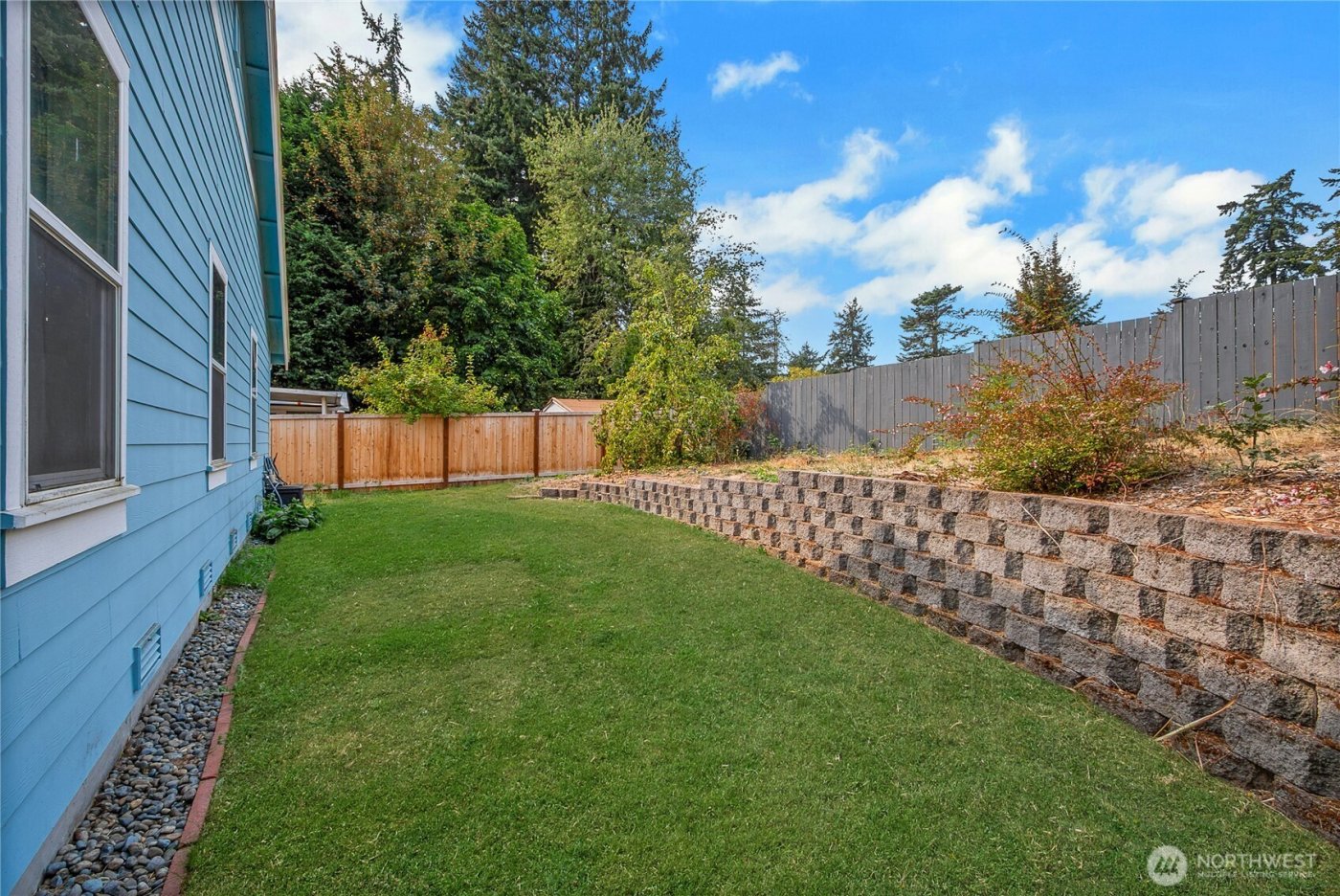 12614 Naomilawn Drive SW, Lakewood, WA 98498