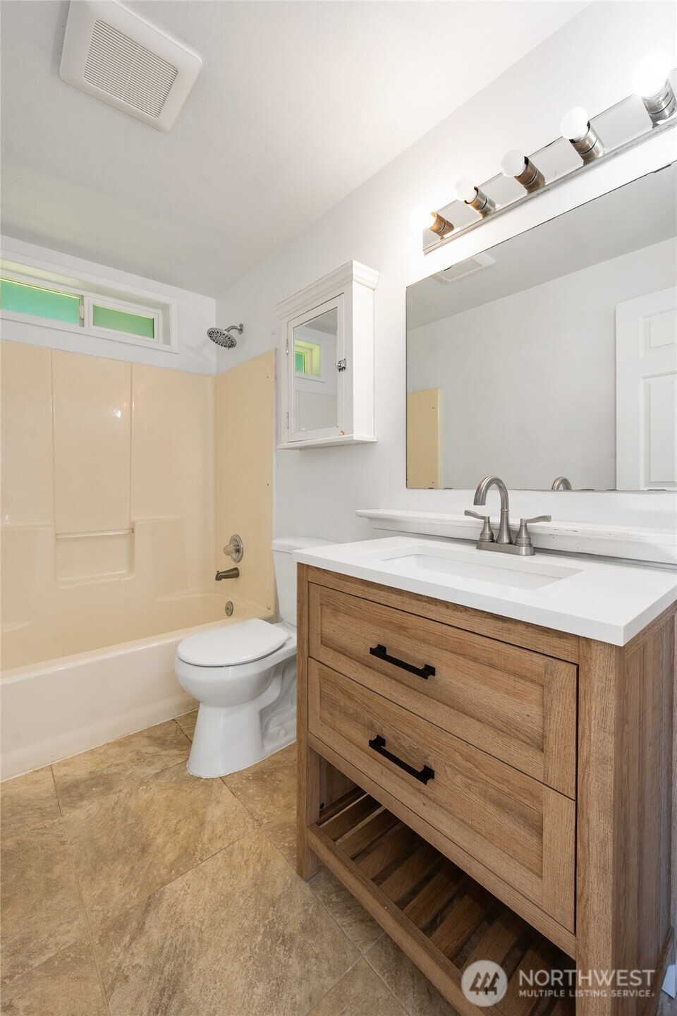 7918 W Golf Course Drive , Blaine, WA 98230