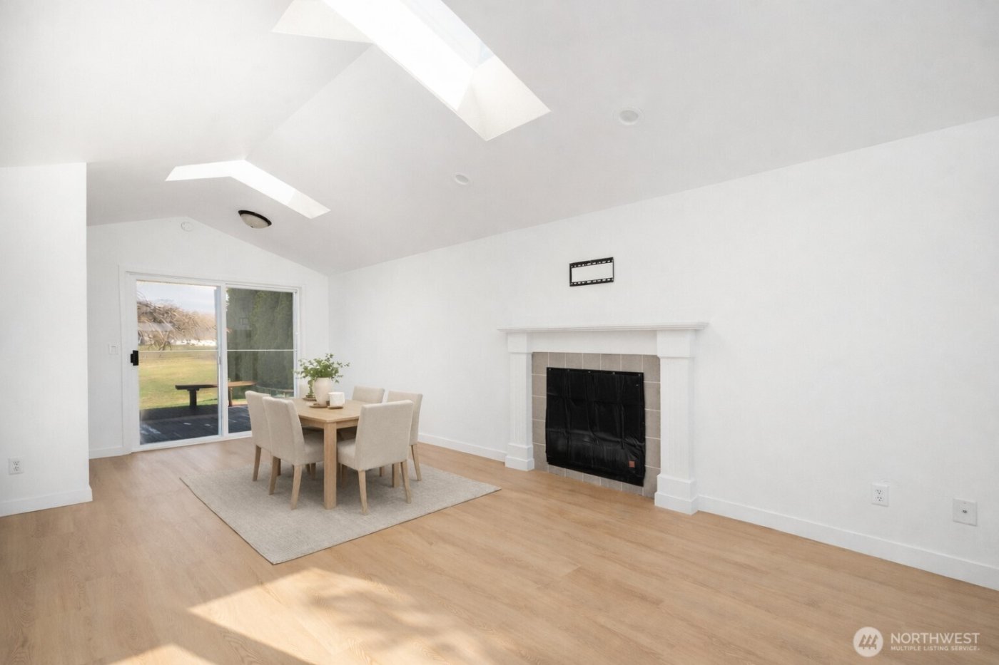 7918 W Golf Course Drive , Blaine, WA 98230