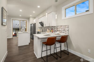 5020 148th Street SW #B5, Edmonds, WA 98026 - Photo 2