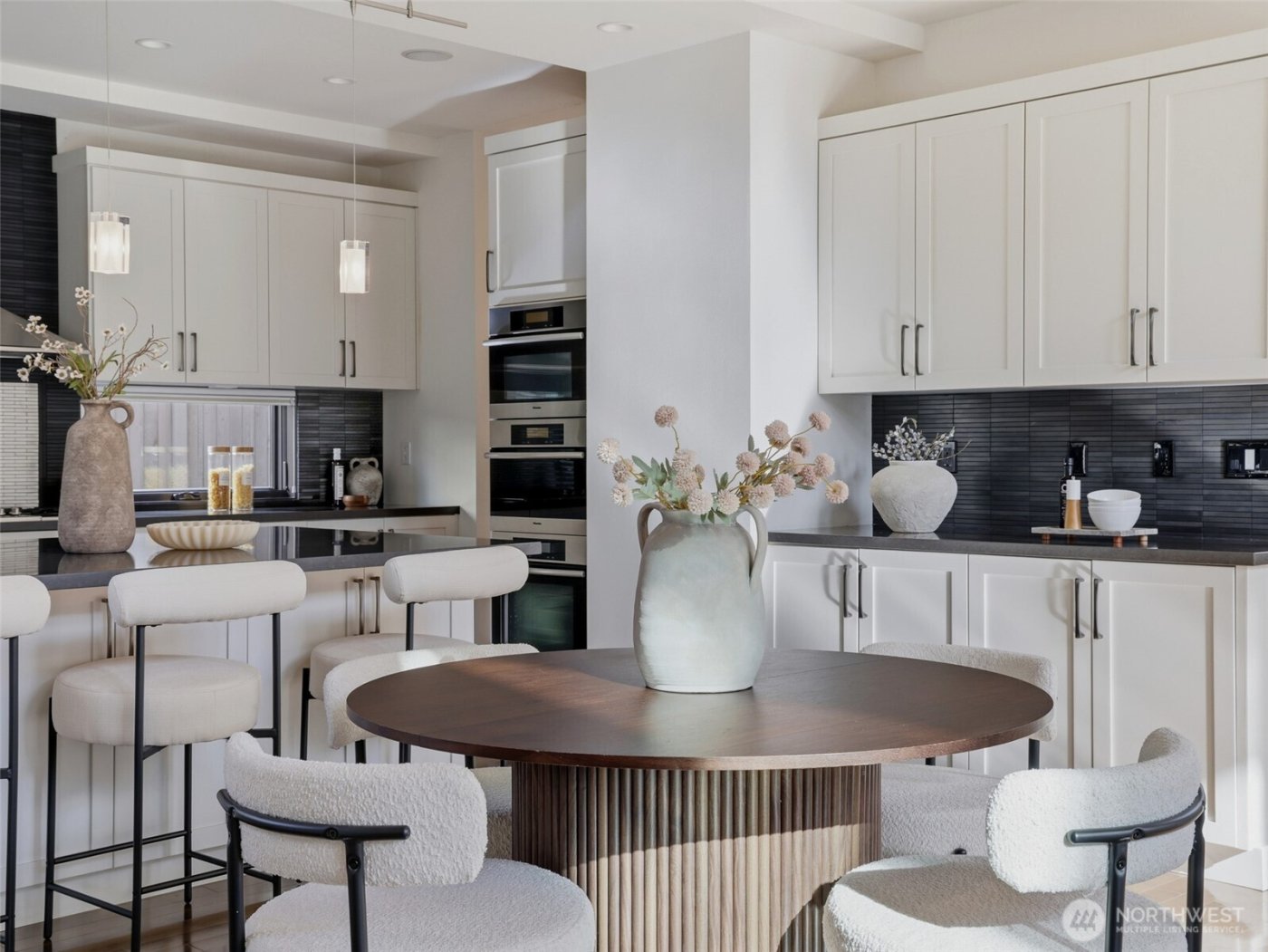 719 99th Avenue NE, Bellevue, WA 98004