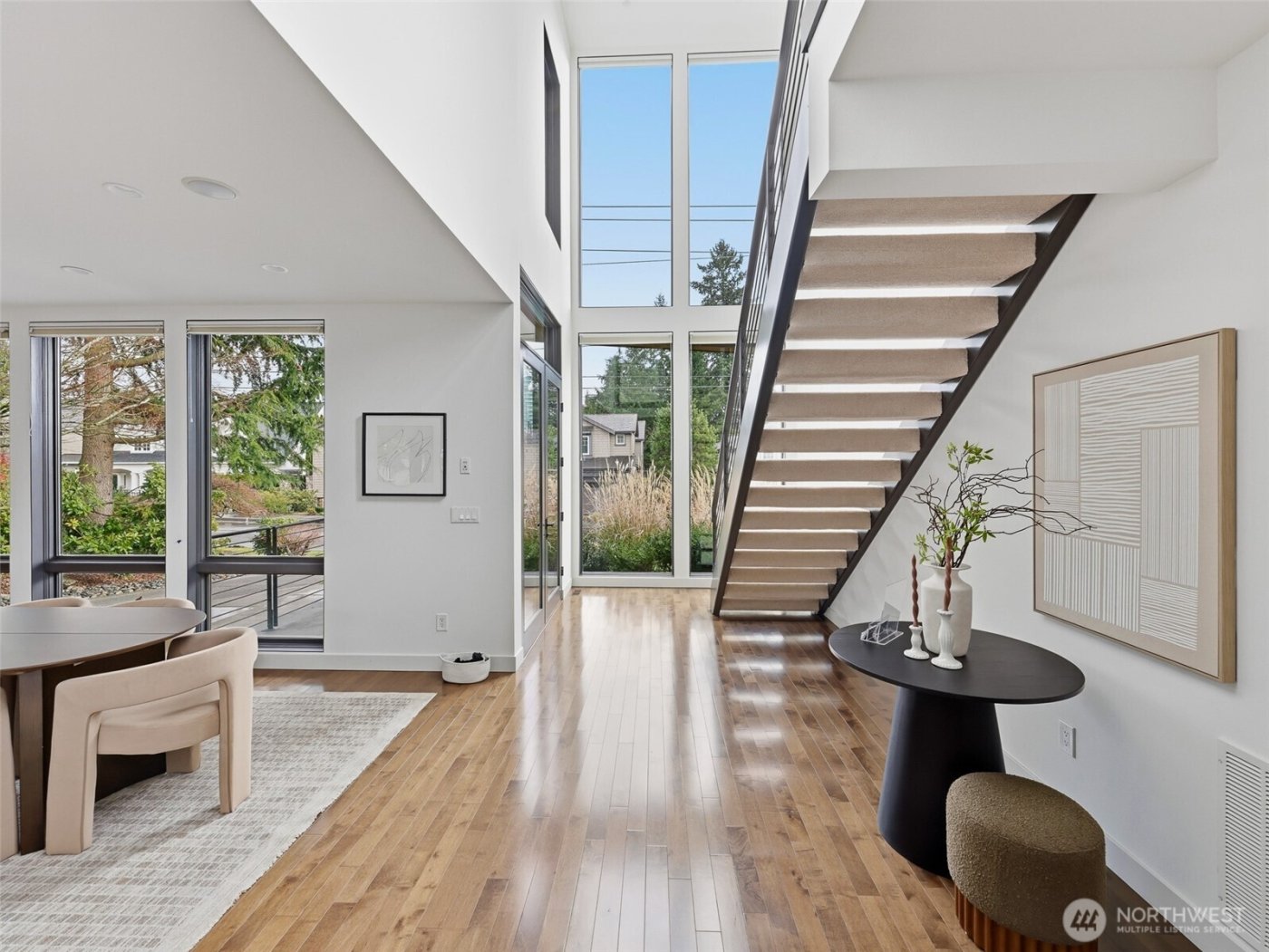 719 99th Avenue NE, Bellevue, WA 98004