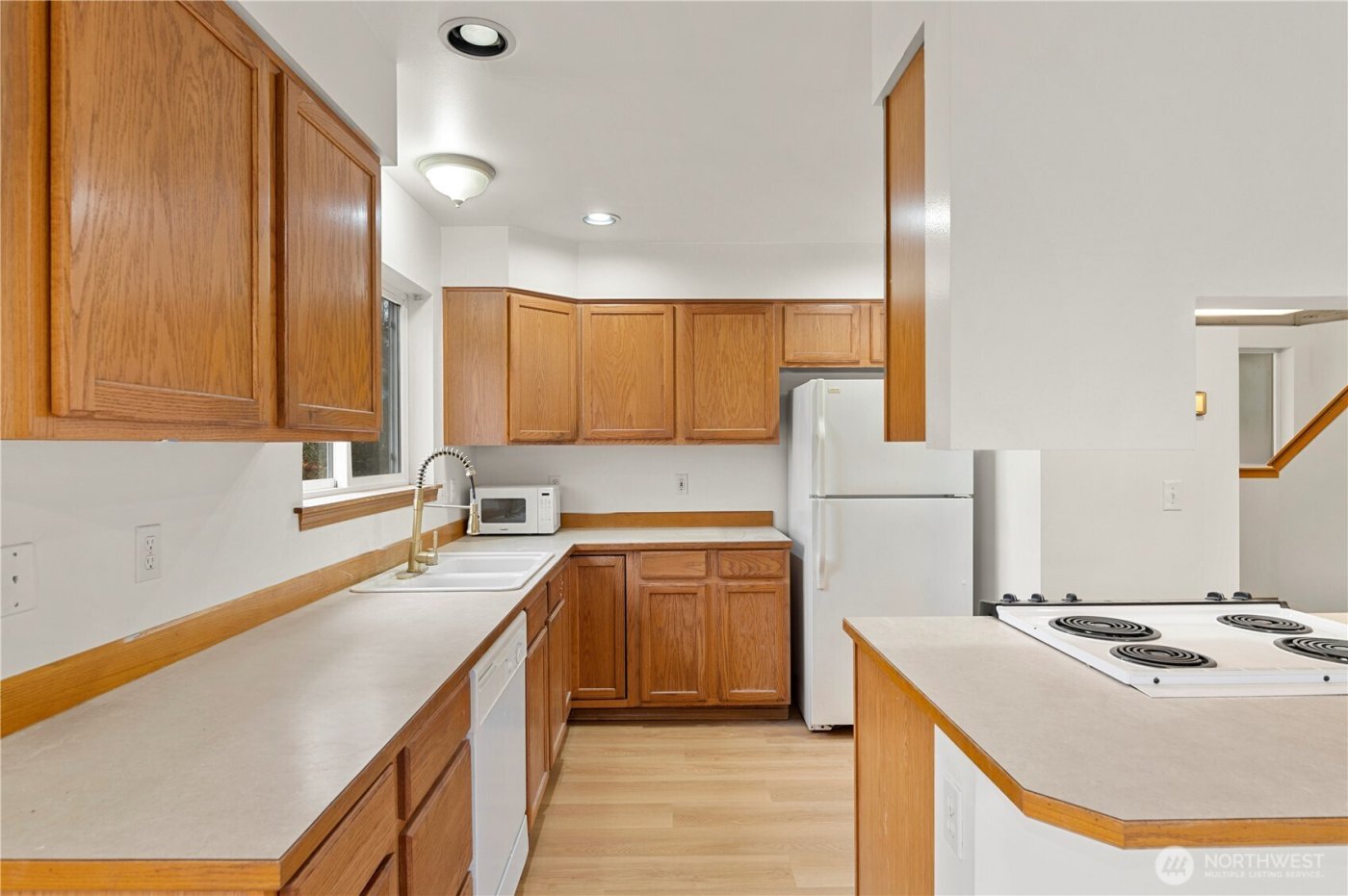 4733 Carlton Road , Everett, WA 98203-2936