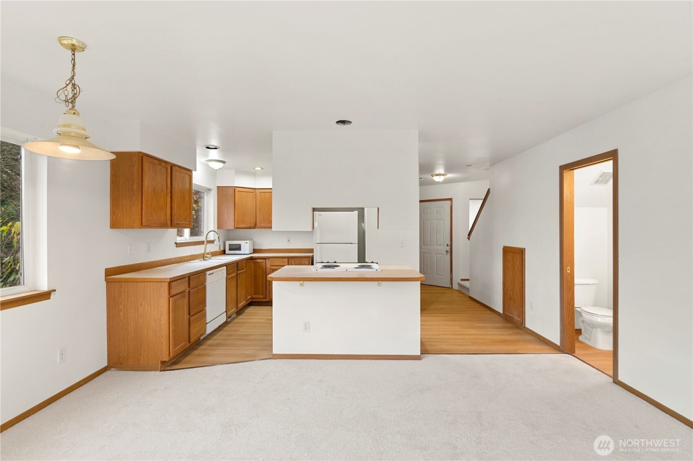 4733 Carlton Road , Everett, WA 98203-2936