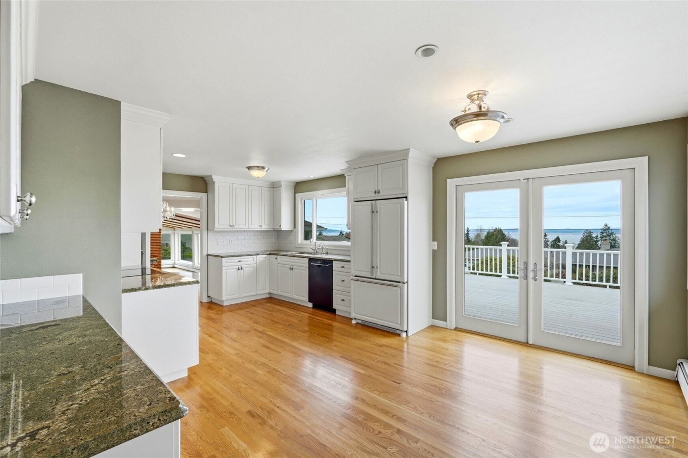 2602 Hillside Lane , Everett, WA 98203