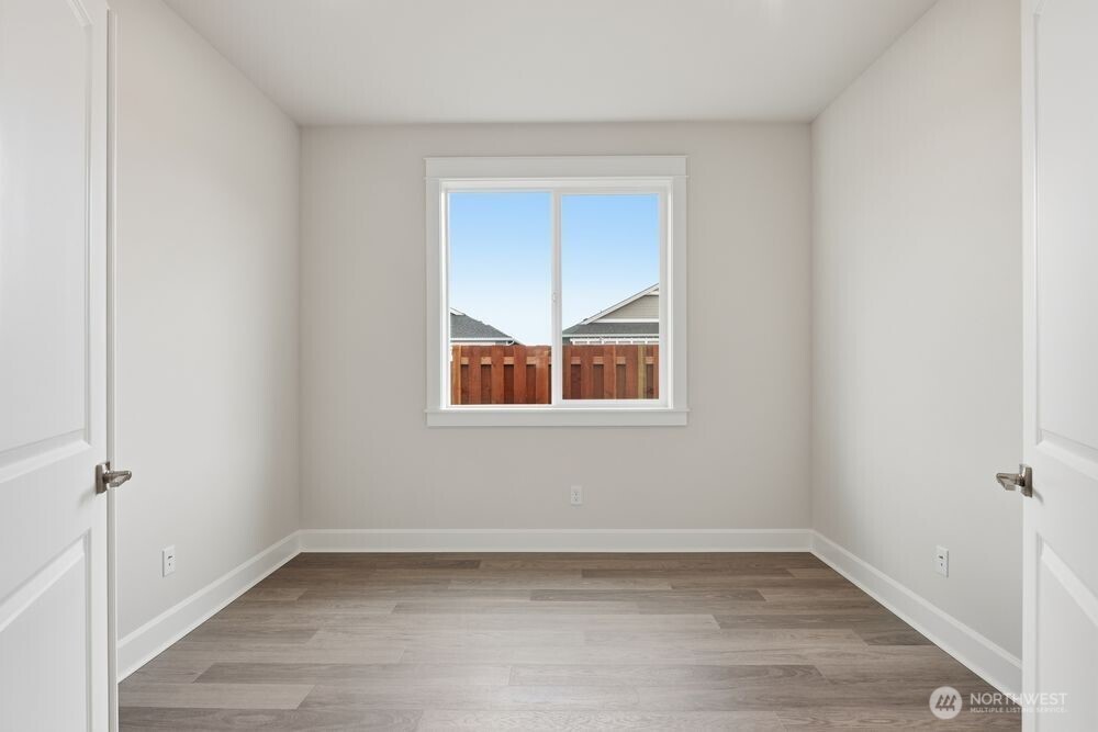 2945 Balsamroot Drive SE, Lacey, WA 98513