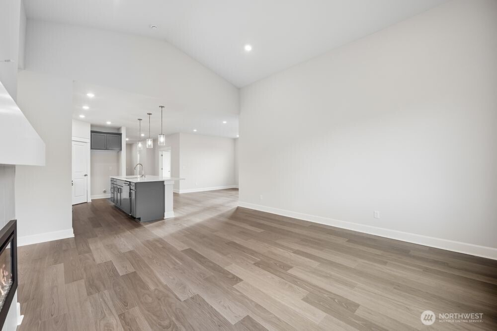 2945 Balsamroot Drive SE, Lacey, WA 98513