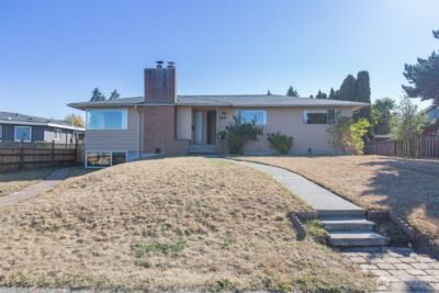 124 Fogarty Avenue , Port Angeles, WA 98362