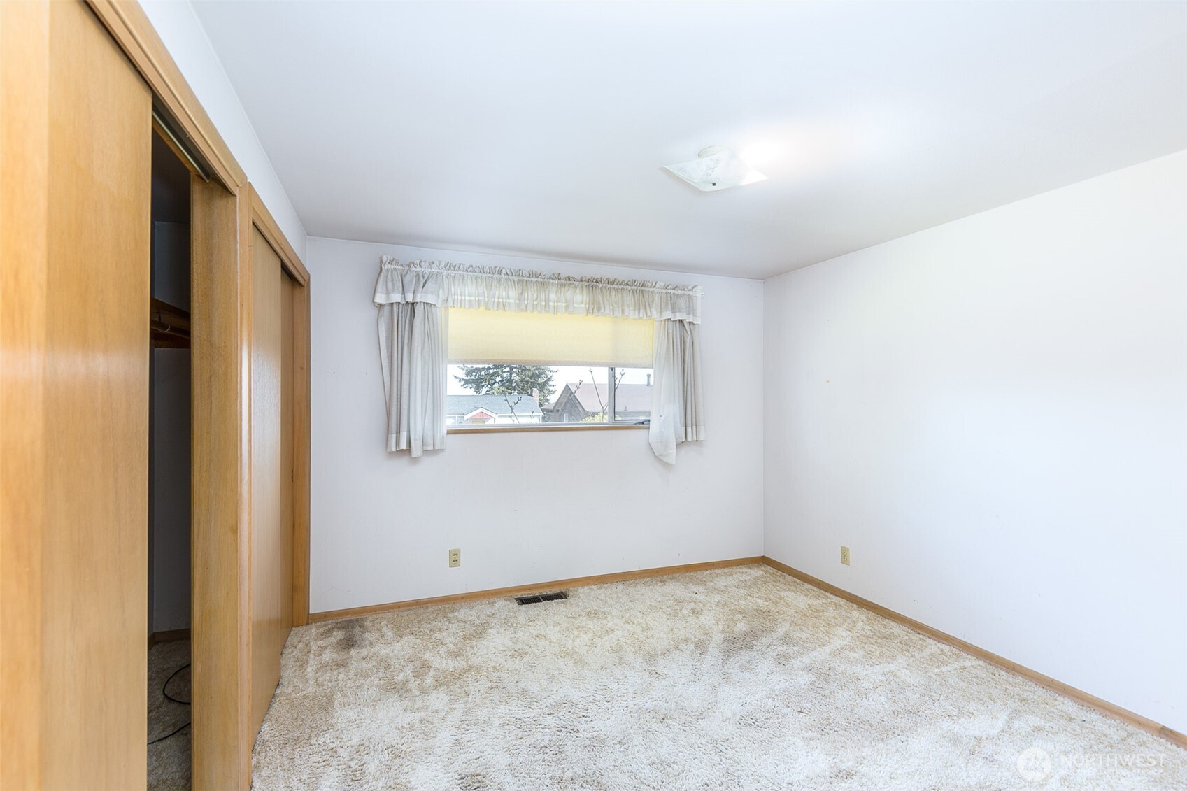 124 Fogarty Avenue , Port Angeles, WA 98362