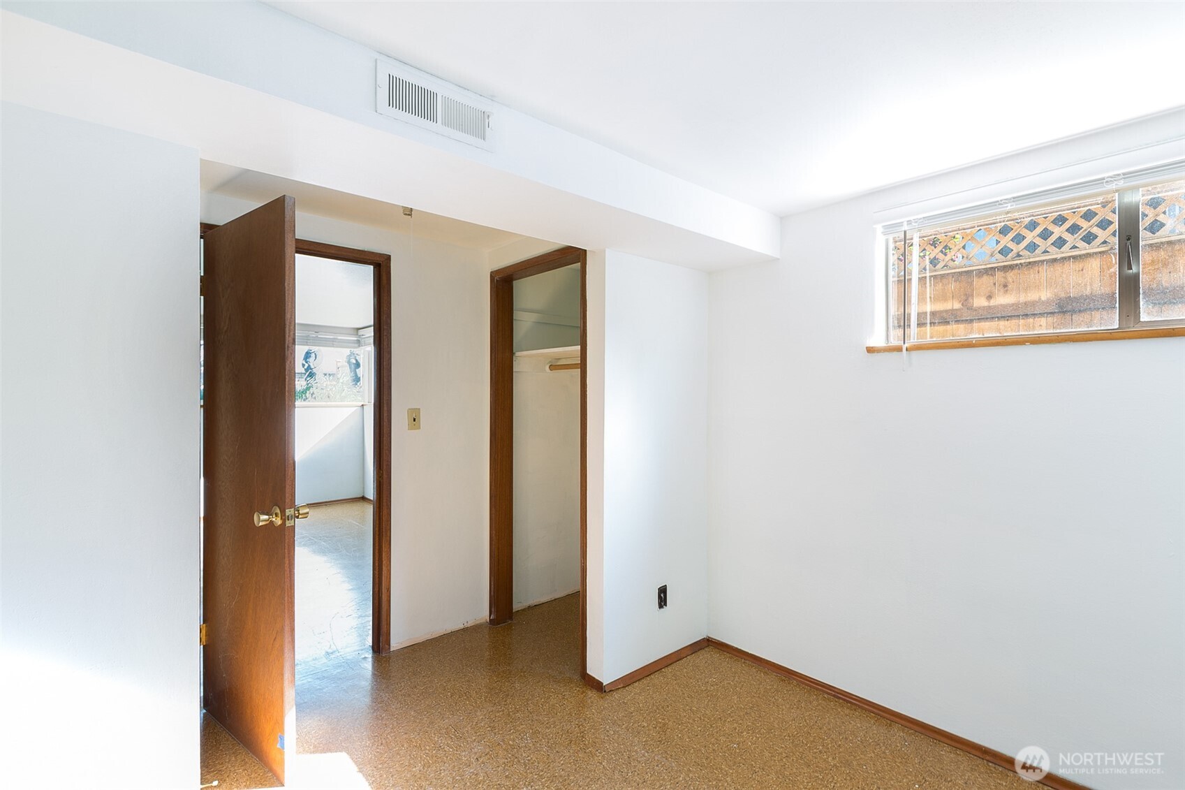 124 Fogarty Avenue , Port Angeles, WA 98362