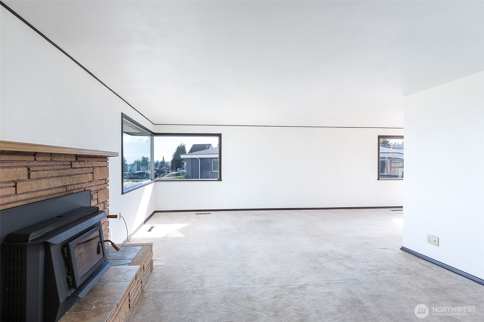 124 Fogarty Avenue , Port Angeles, WA 98362