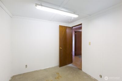 124 Fogarty Avenue , Port Angeles, WA 98362 - Photo 21