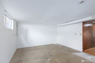 124 Fogarty Avenue , Port Angeles, WA 98362 - Photo 23