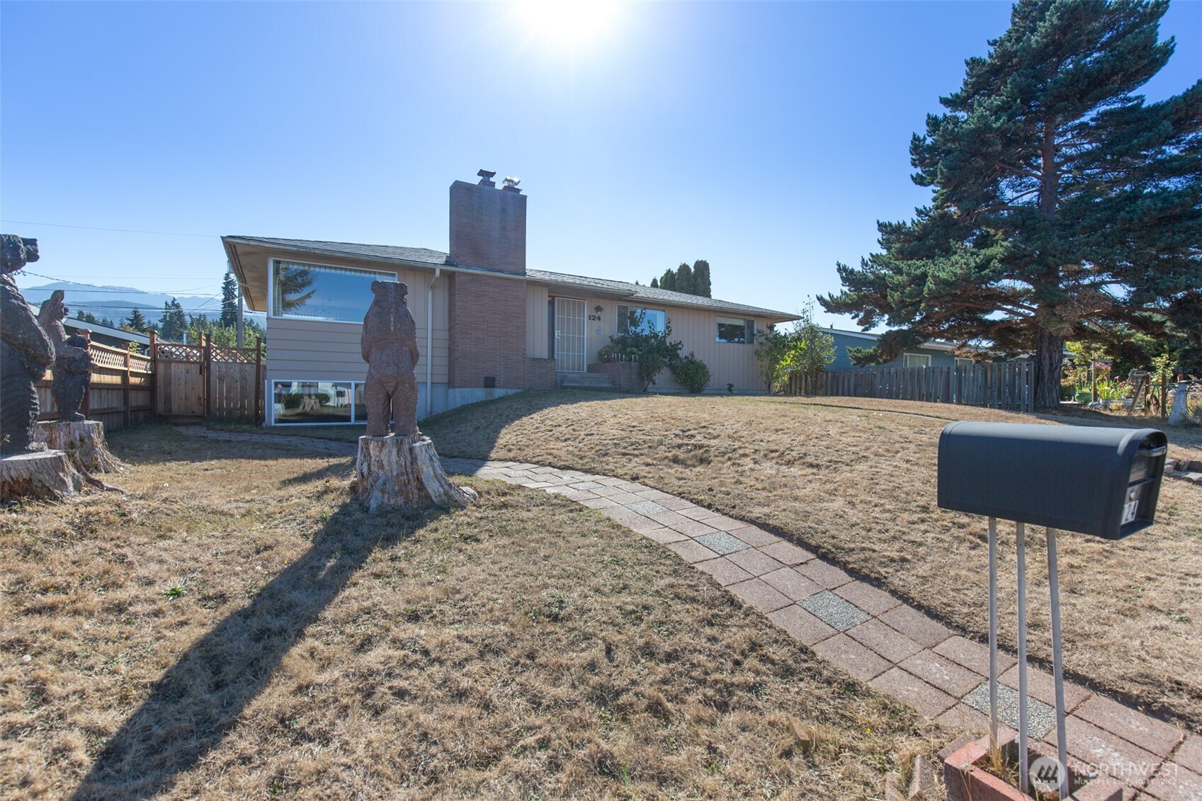 124 Fogarty Avenue , Port Angeles, WA 98362