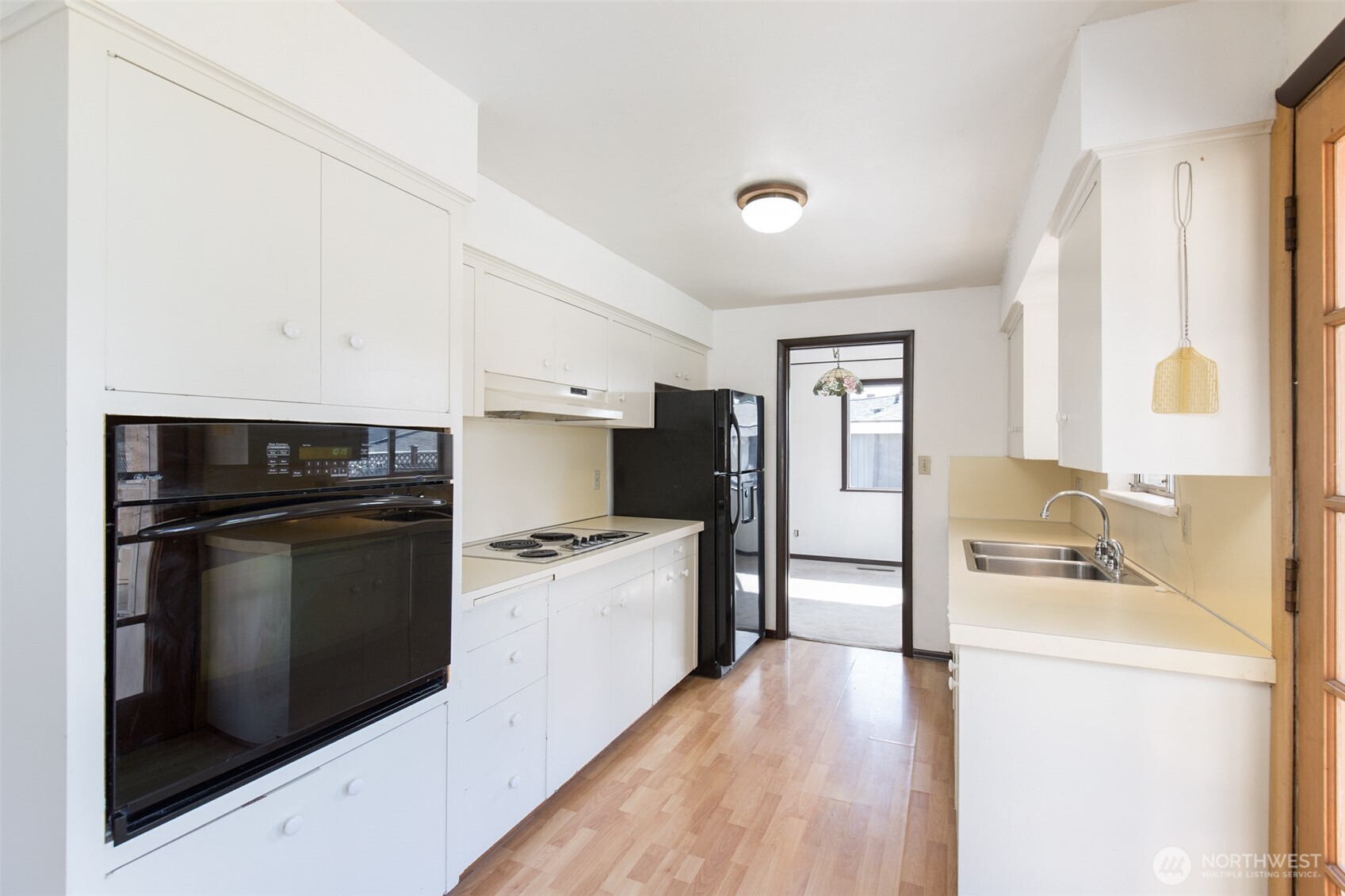 124 Fogarty Avenue , Port Angeles, WA 98362