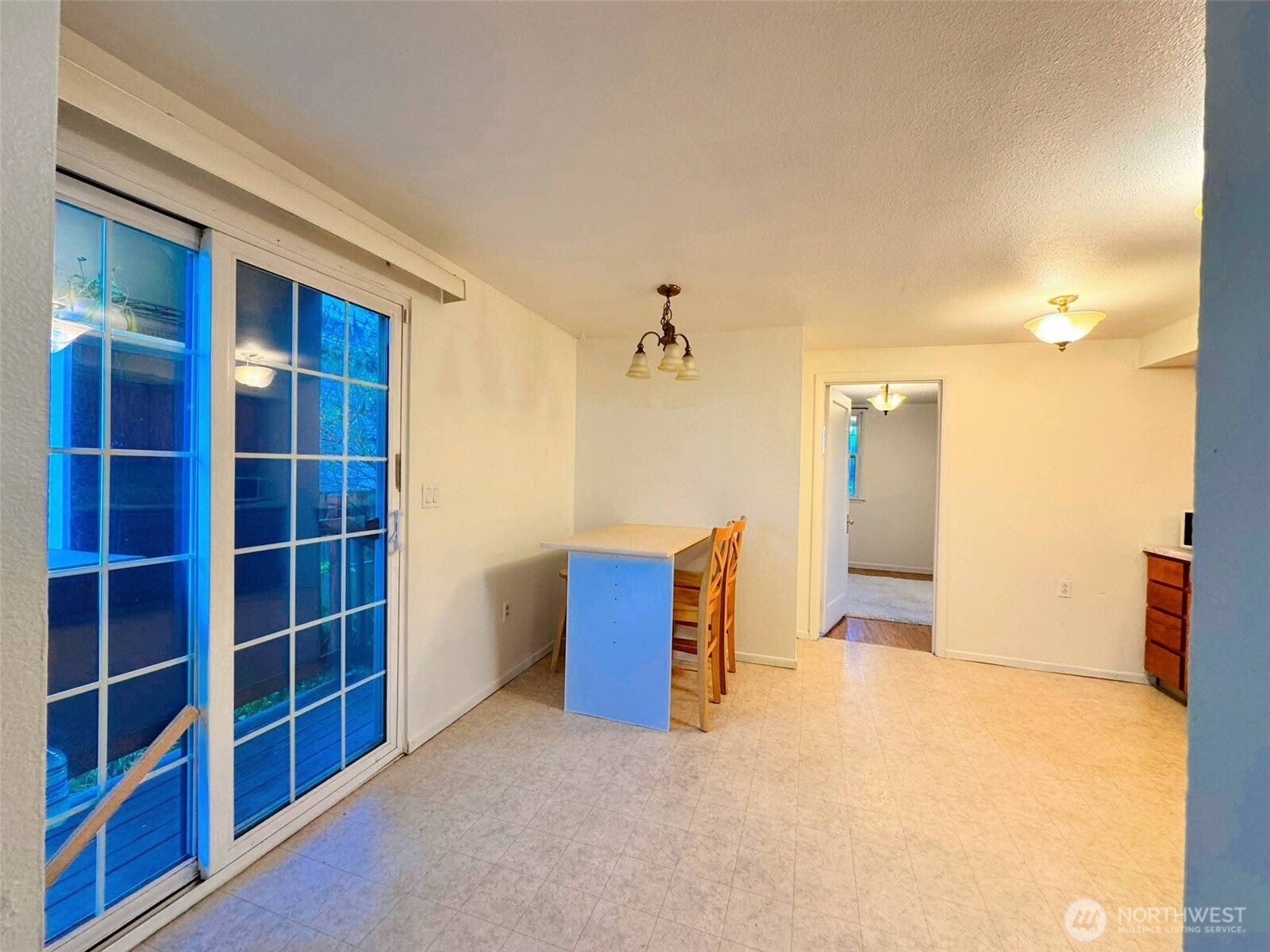 1506 S 43rd street , Tacoma, WA 98418