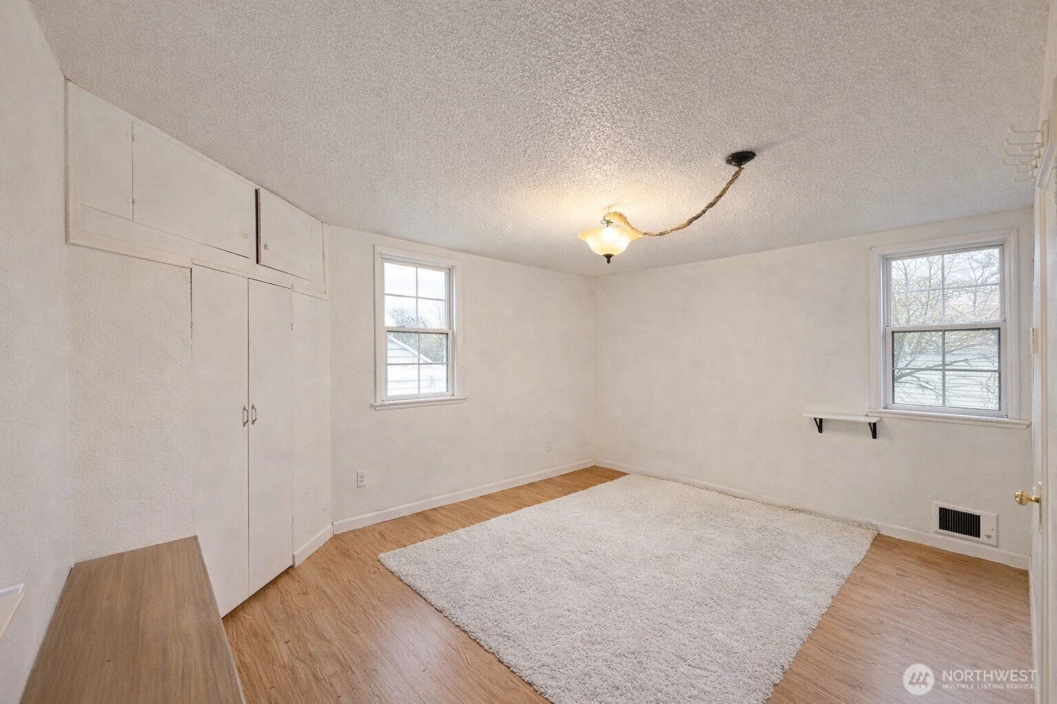 1506 S 43rd street , Tacoma, WA 98418