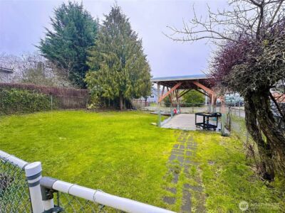 1506 S 43rd street , Tacoma, WA 98418 - Photo 4