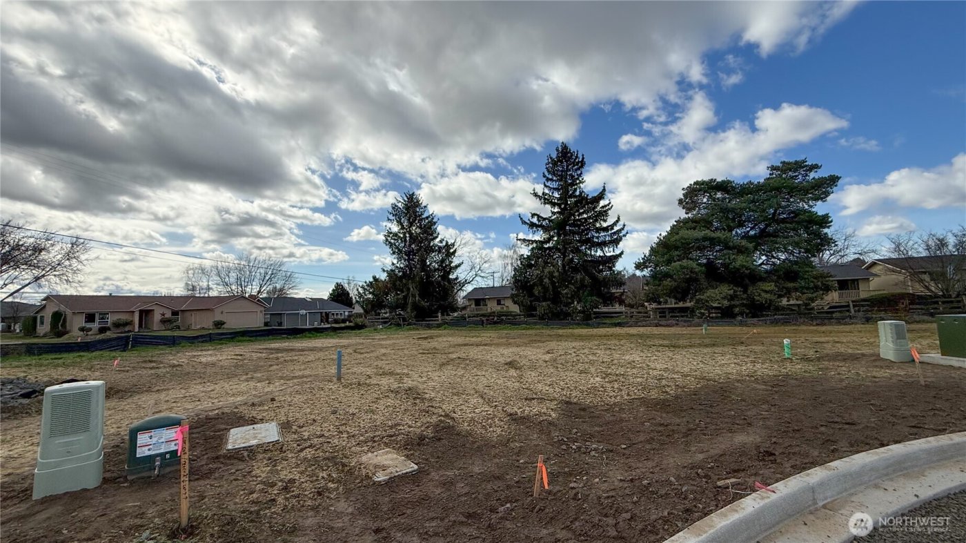 1180 Fortune Drive , Walla Walla, WA 99362-1222