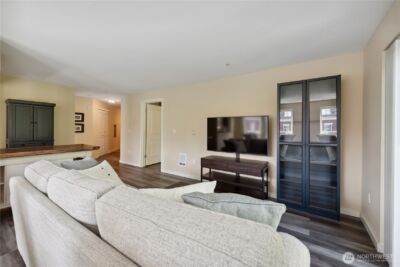 108 5th Avenue S #506, Seattle, WA 98104 - Photo 4