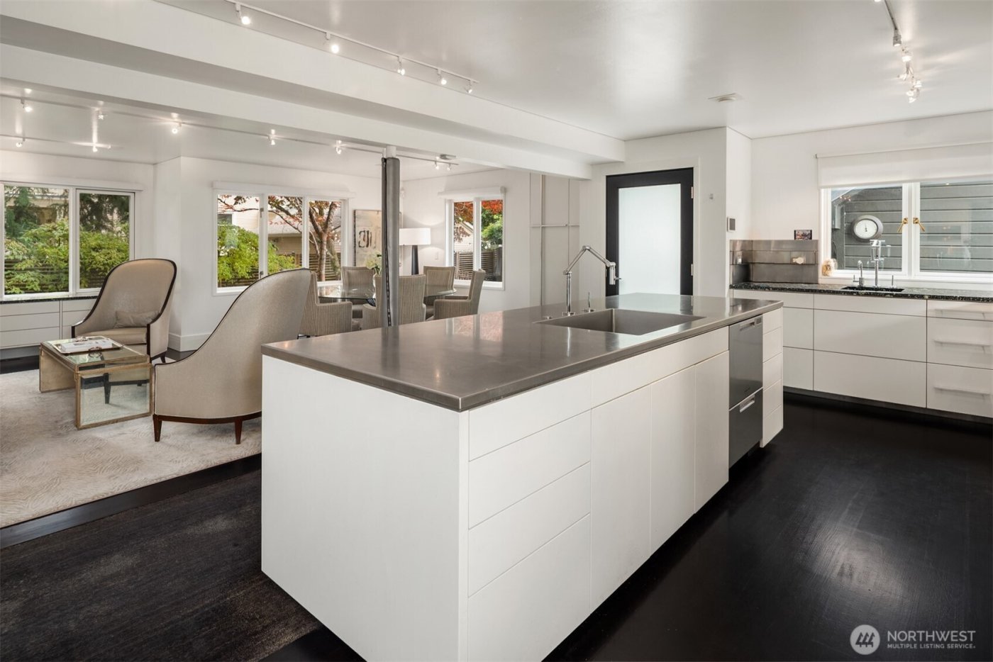 1615 39th Avenue E, Seattle, WA 98112