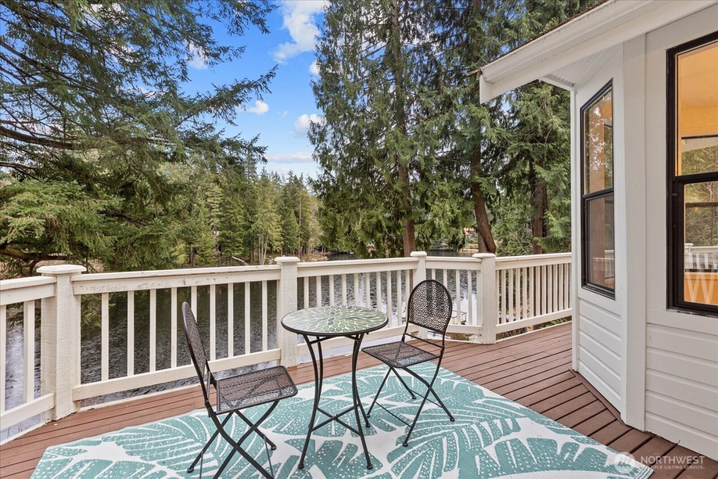 19524 230TH Avenue NE, Woodinville, WA 98077