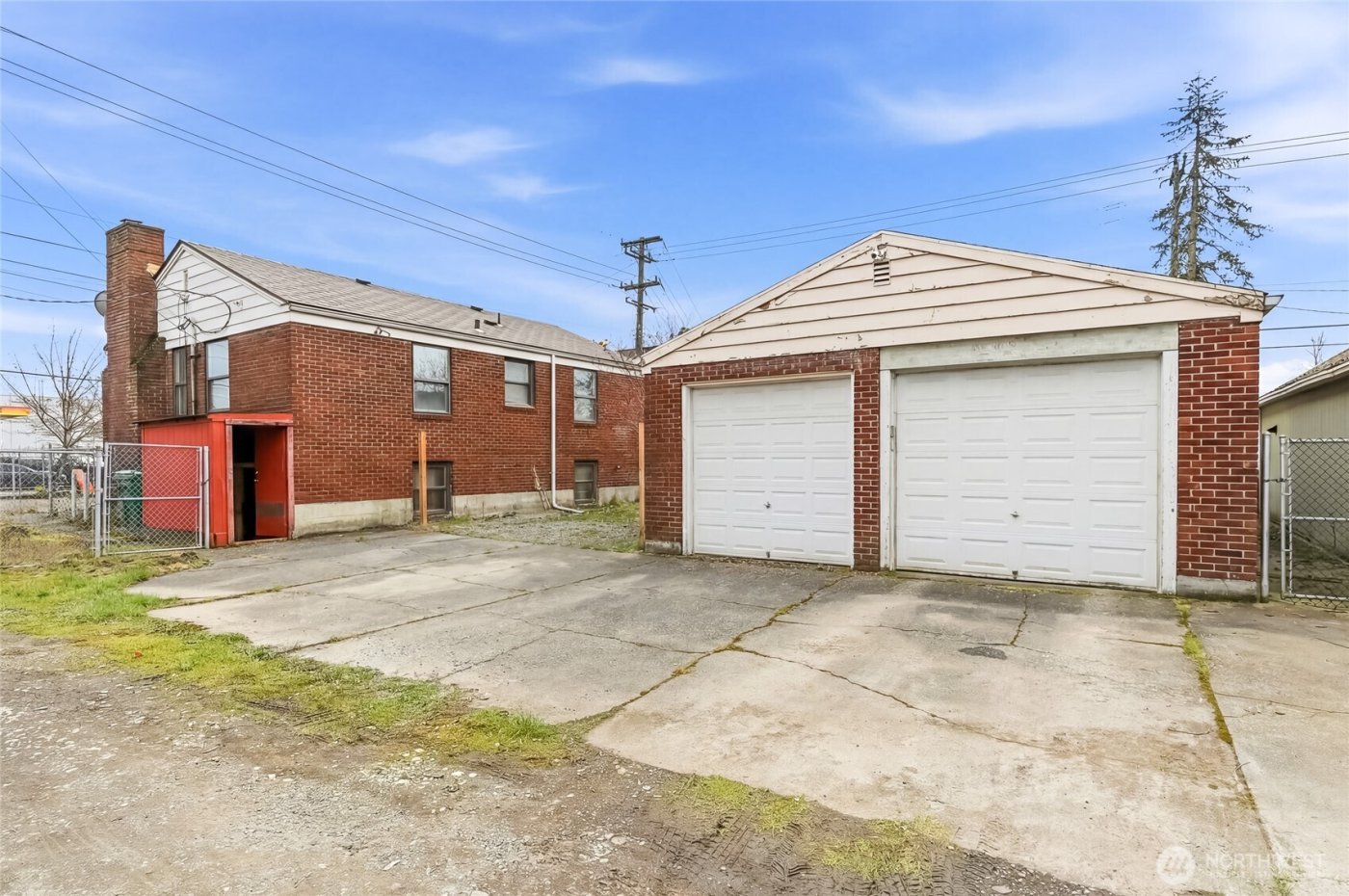 9017 14th Avenue S, Seattle, WA 98108