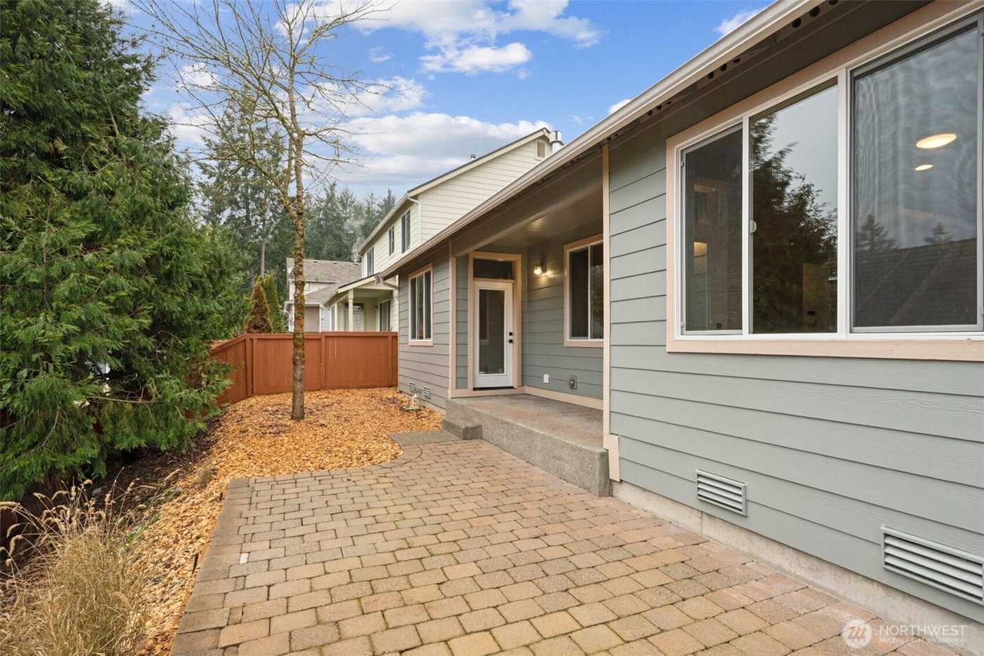 9248 Periwinkle Loop NE, Olympia, WA 98516