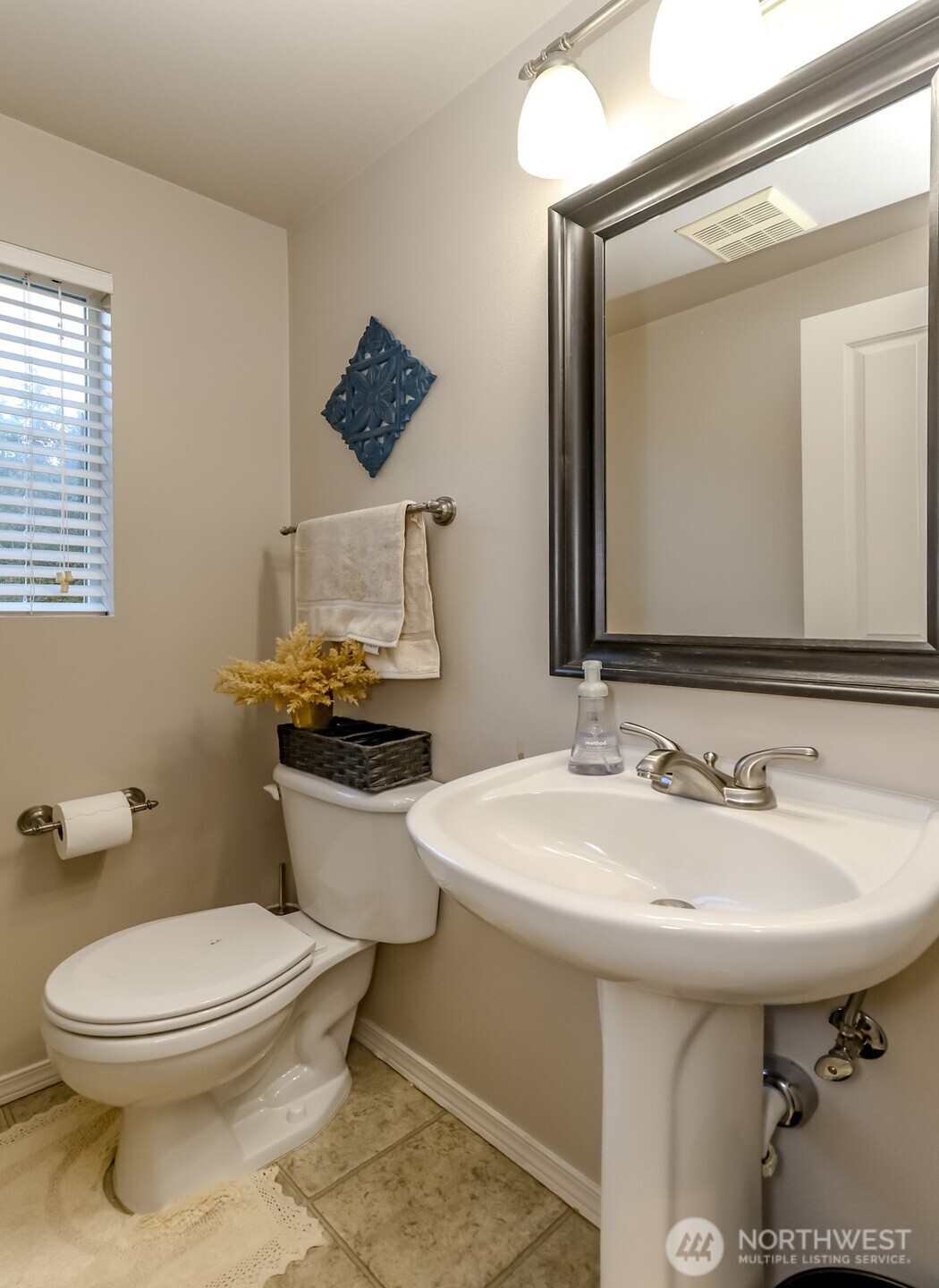 15325 SE 155th Place #I-3, Renton, WA 98058