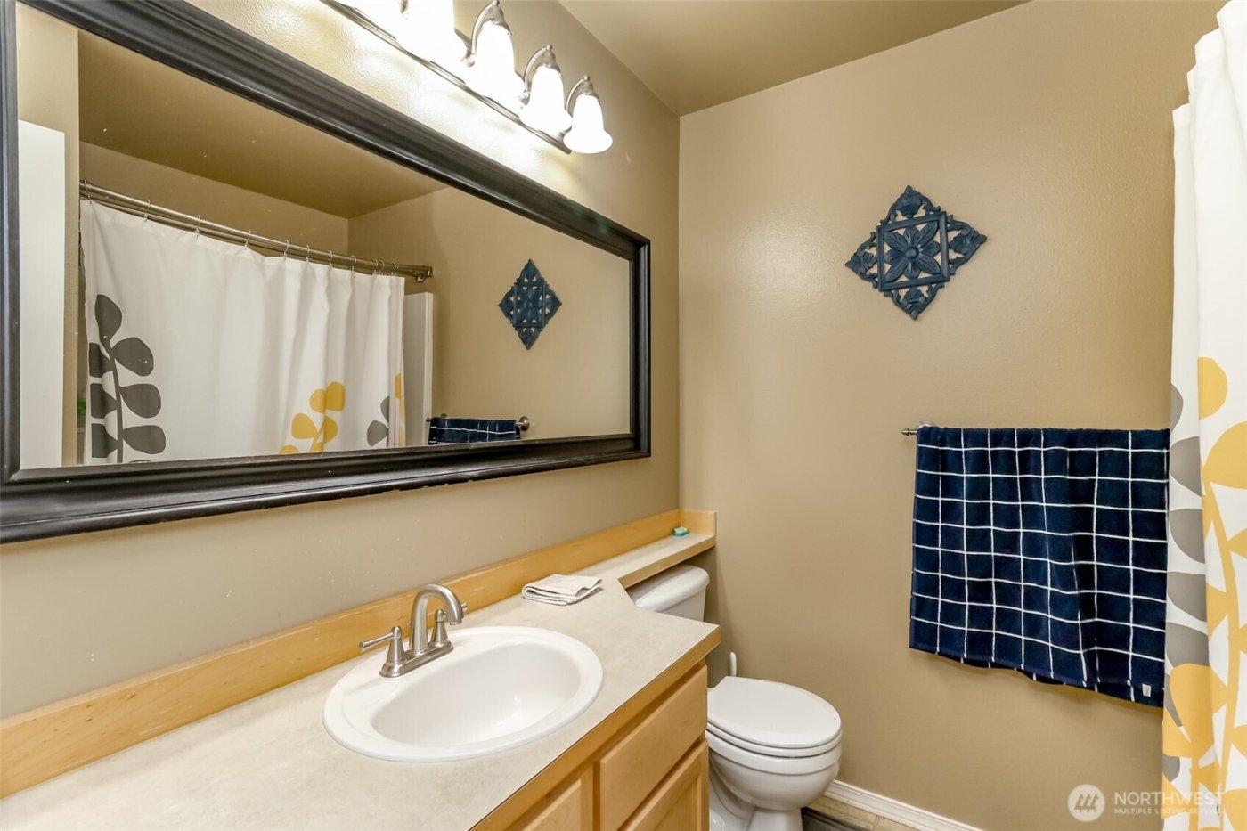 15325 SE 155th Place #I-3, Renton, WA 98058