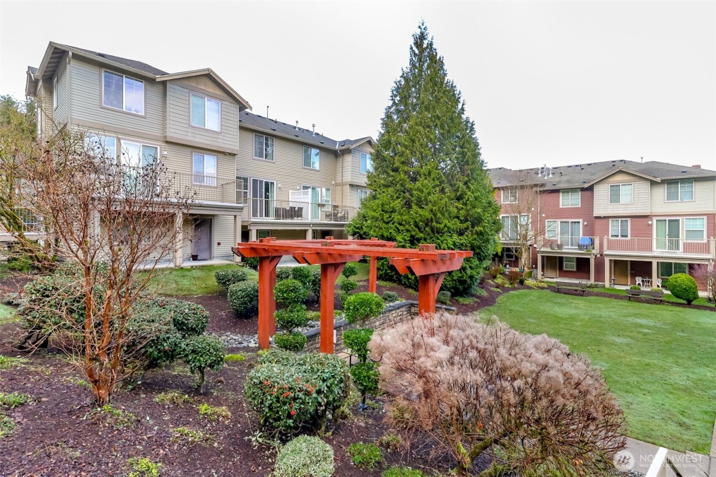 15325 SE 155th Place #I-3, Renton, WA 98058