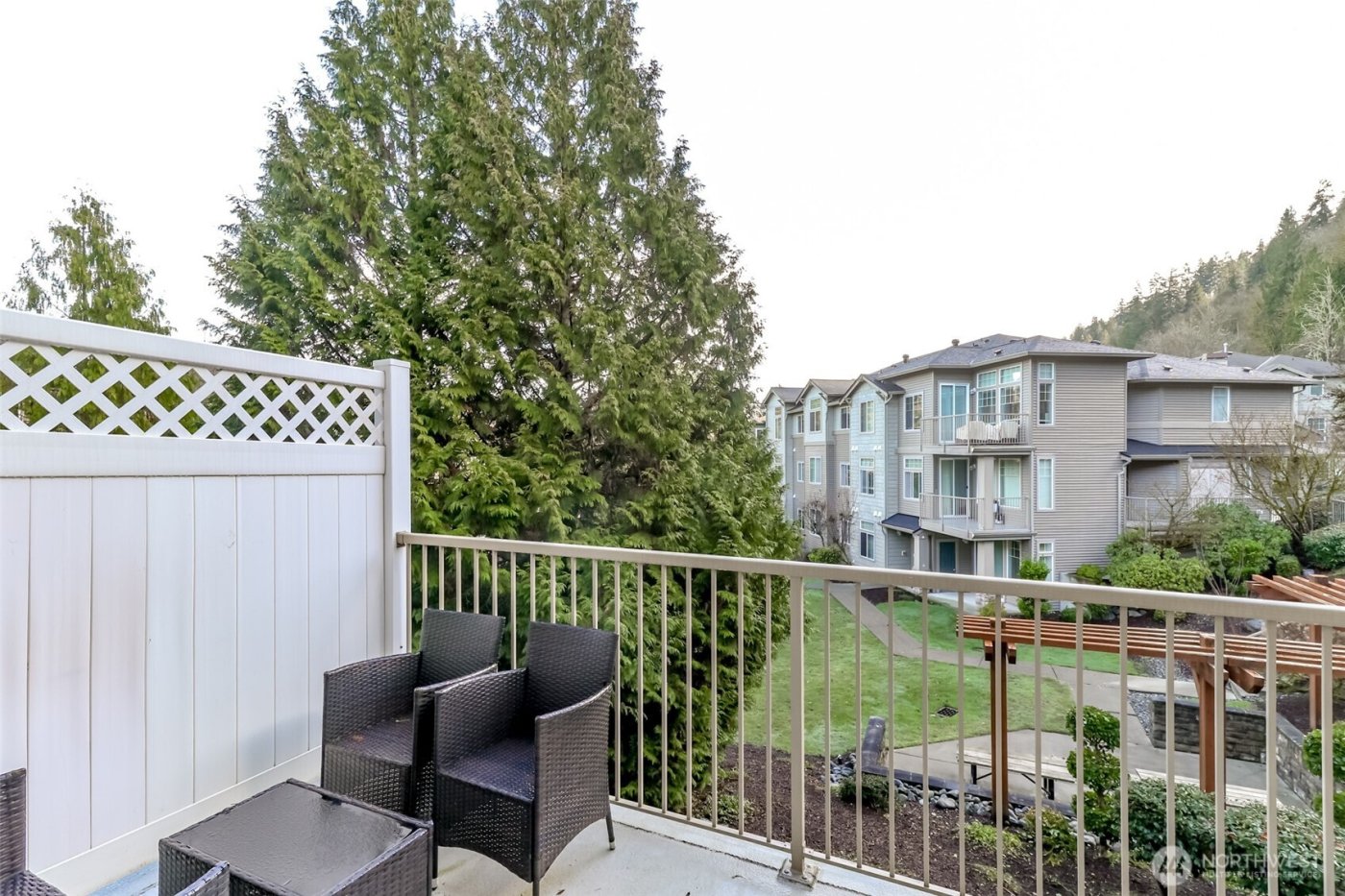 15325 SE 155th Place #I-3, Renton, WA 98058