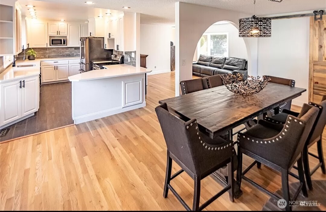 1810 S 261st Place , Des Moines, WA 98198